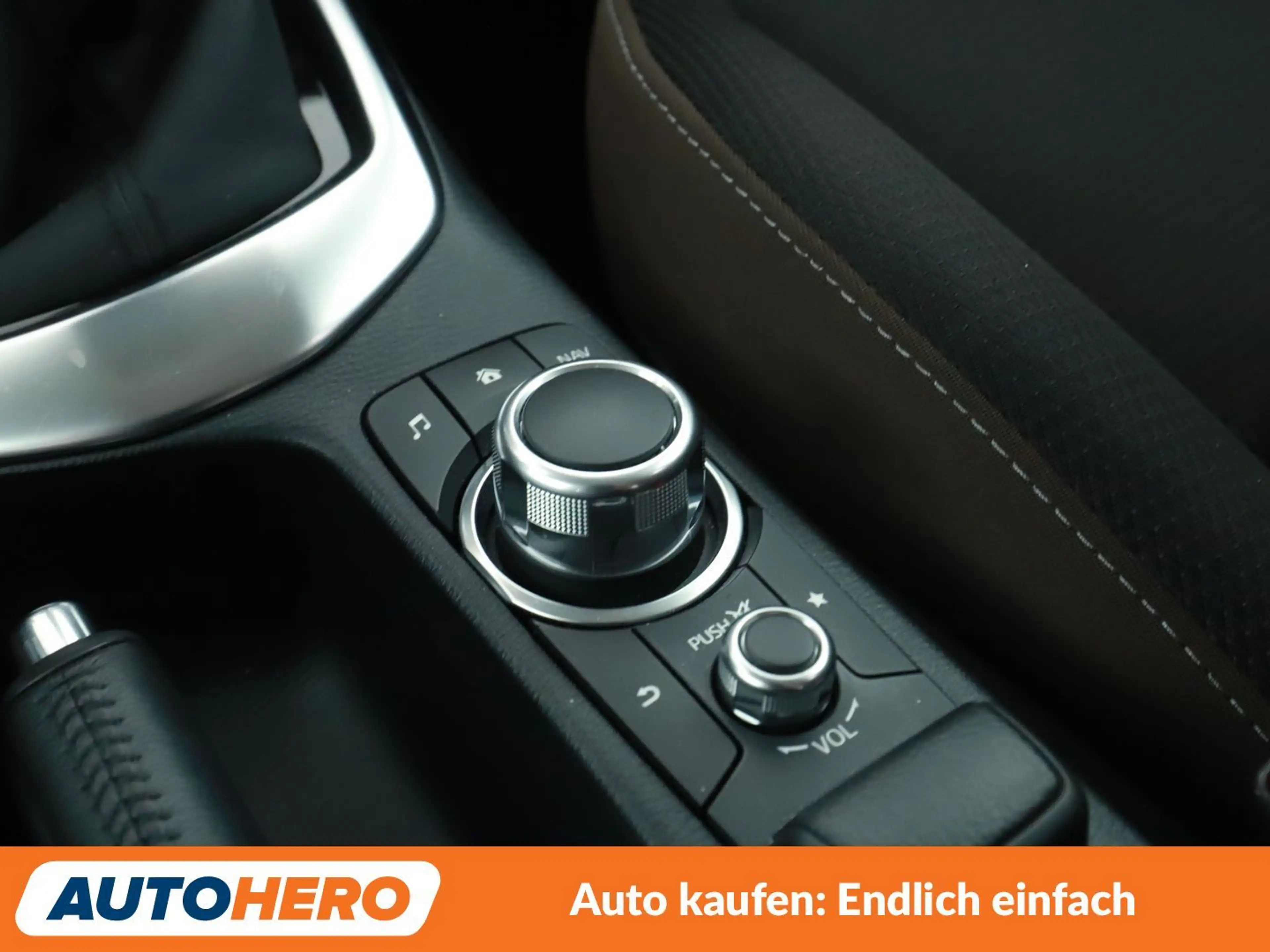 Mazda 2 1.5 Skyactiv-G Exclusive-Line*NAVI*TEMPO*PDC* — photo 25
