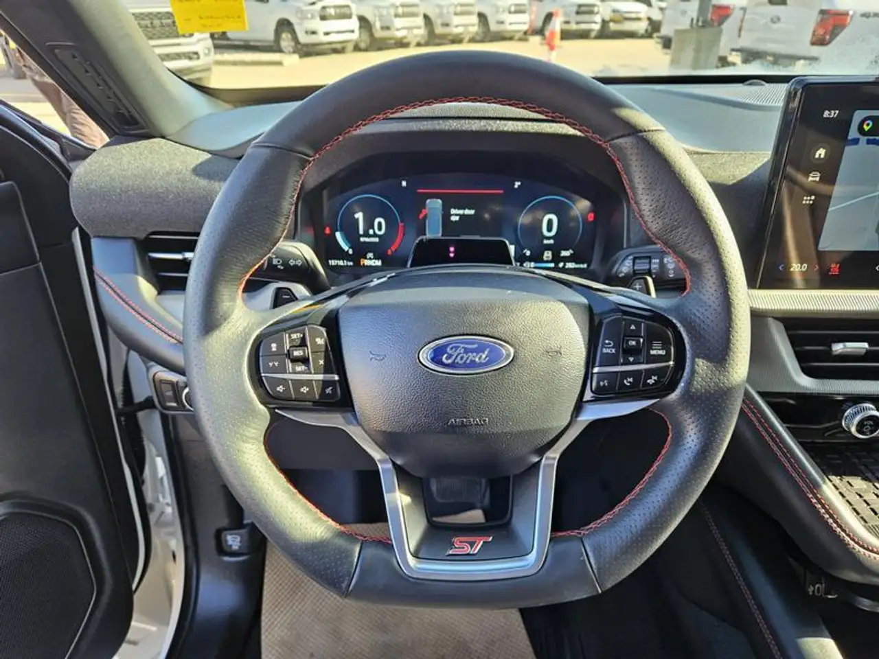Ford Explorer снимка Ford Explorer