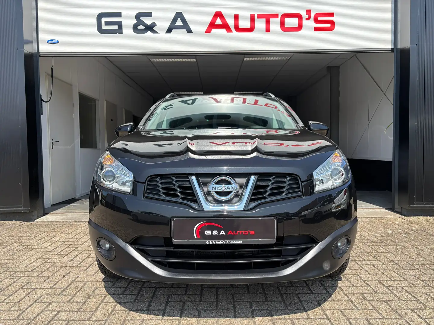 Nissan Qashqai 2.0 Automaat / Airco / Camera / Cruise CTRL / Pano Negro - 2