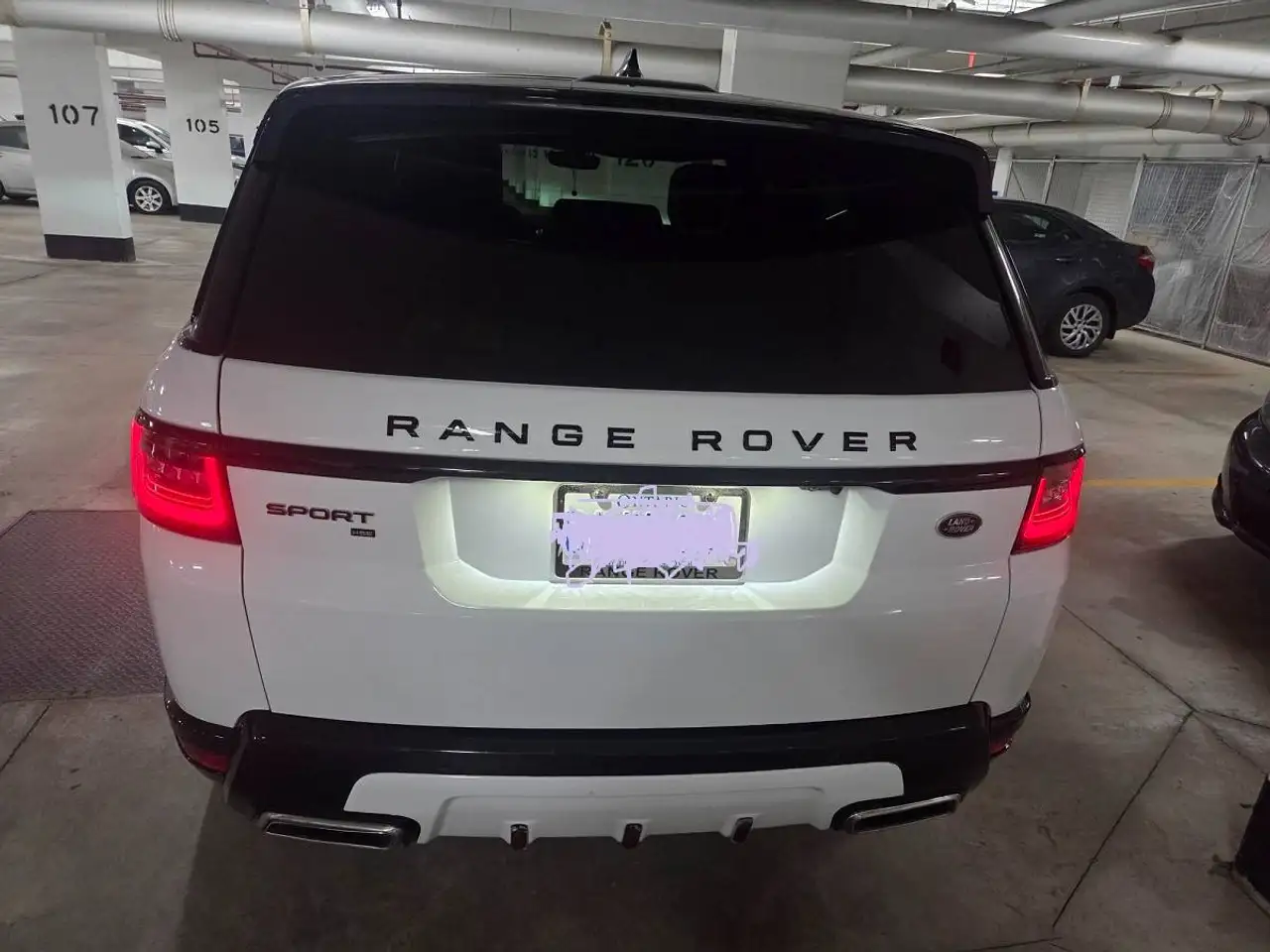 Land Rover Range Rover Sport снимка Land Rover Range Rover Sport