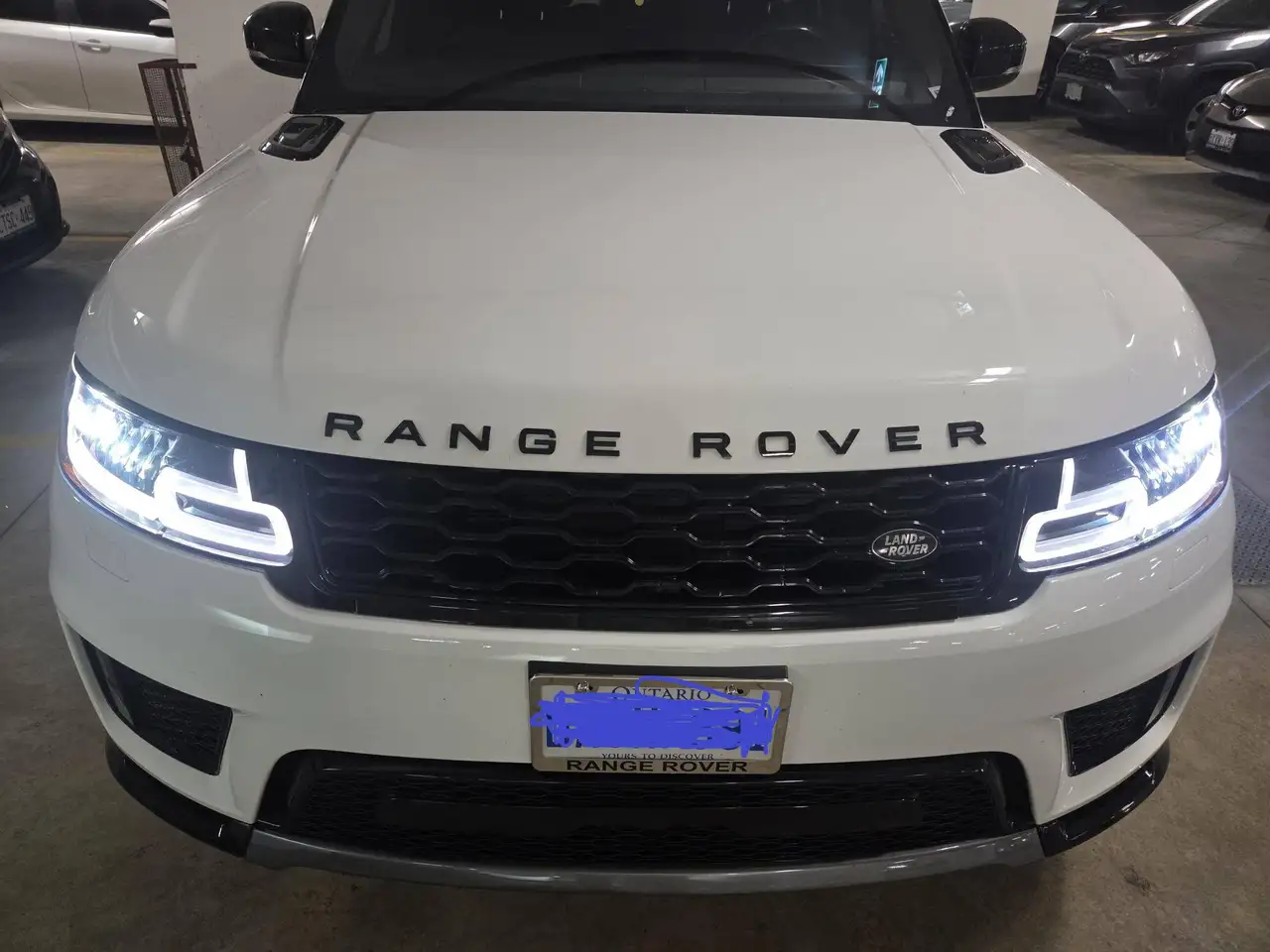 Land Rover Range Rover Sport снимка Land Rover Range Rover Sport