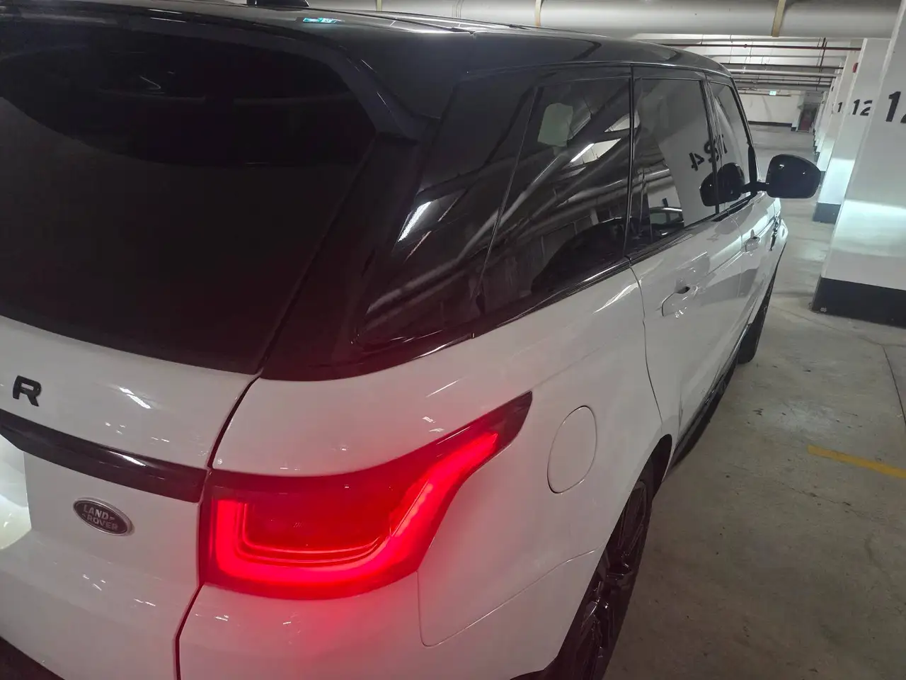 Land Rover Range Rover Sport снимка Land Rover Range Rover Sport