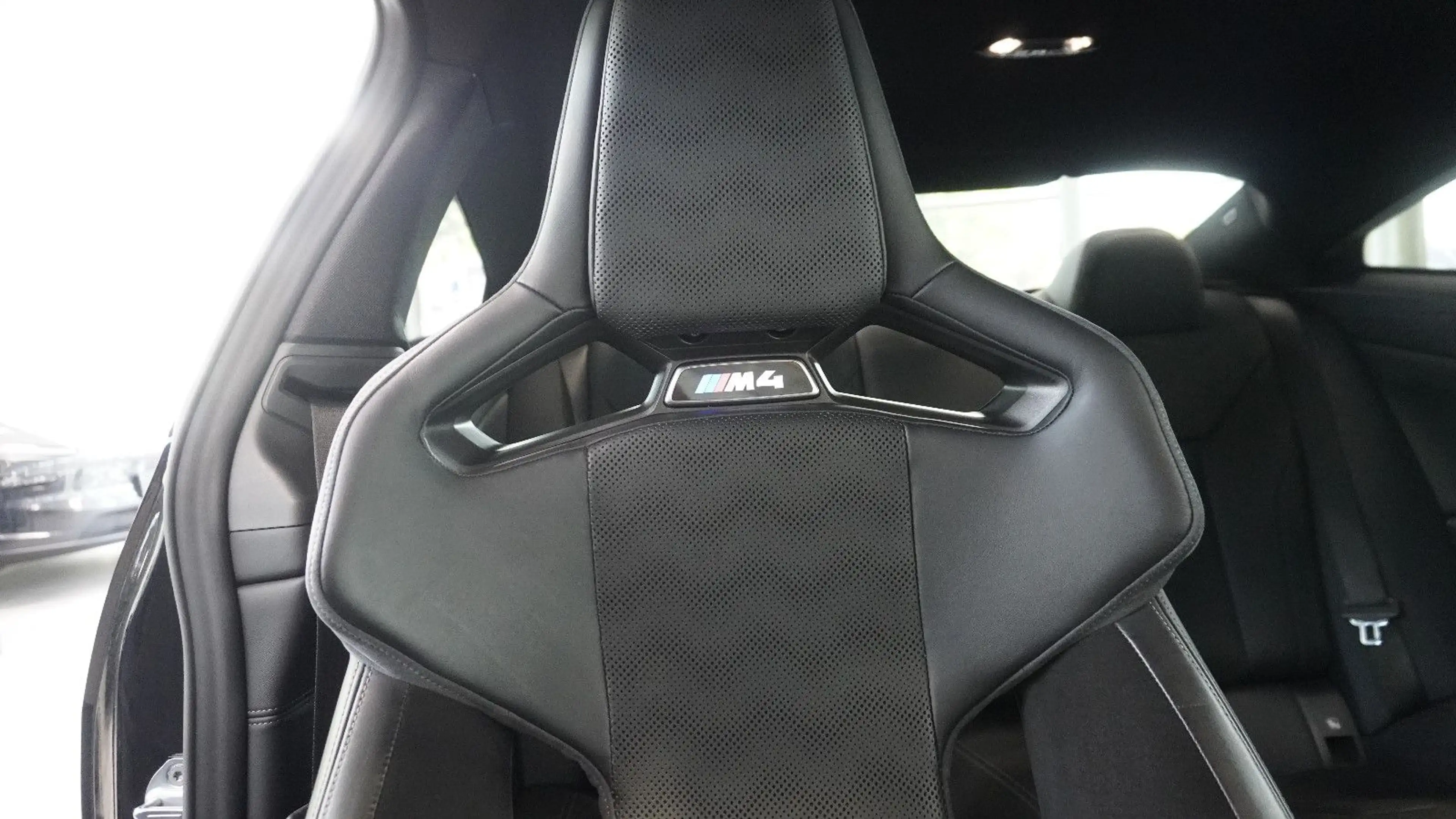 BMW M4 Coupe xDr Comp*M-TRACKPACK*GRAIL*KW*CARBON — photo 11