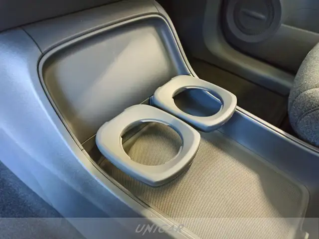Leapmotor B10 view 14