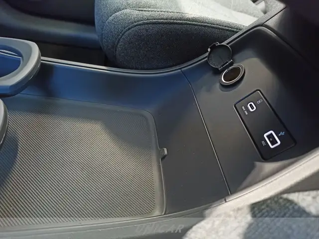 Leapmotor B10 view 15