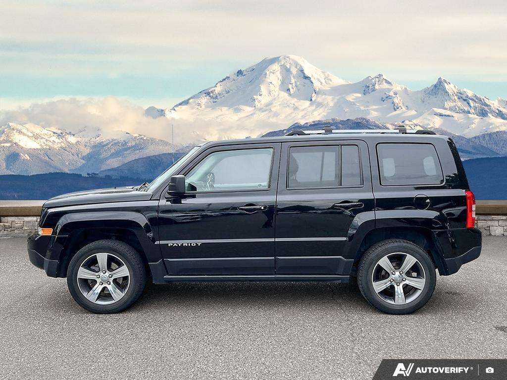 2017 Jeep Patriot Sport/North One Owner, Leather, Sunroof, Navigatio — снимка 1