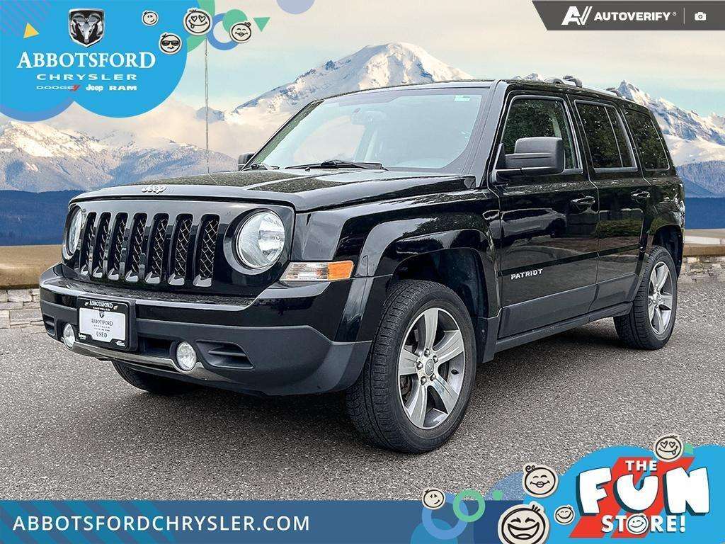2017 Jeep Patriot Sport/North One Owner, Leather, Sunroof, Navigatio
