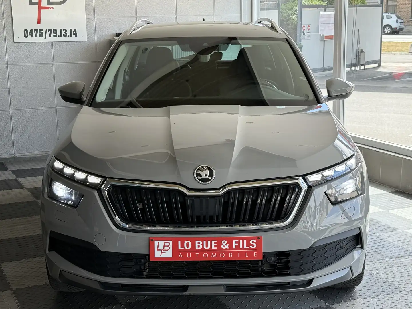Skoda Karoq SPORT 1.0 TSI Style DSG Gris - 2