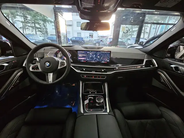 BMW X6 view 30