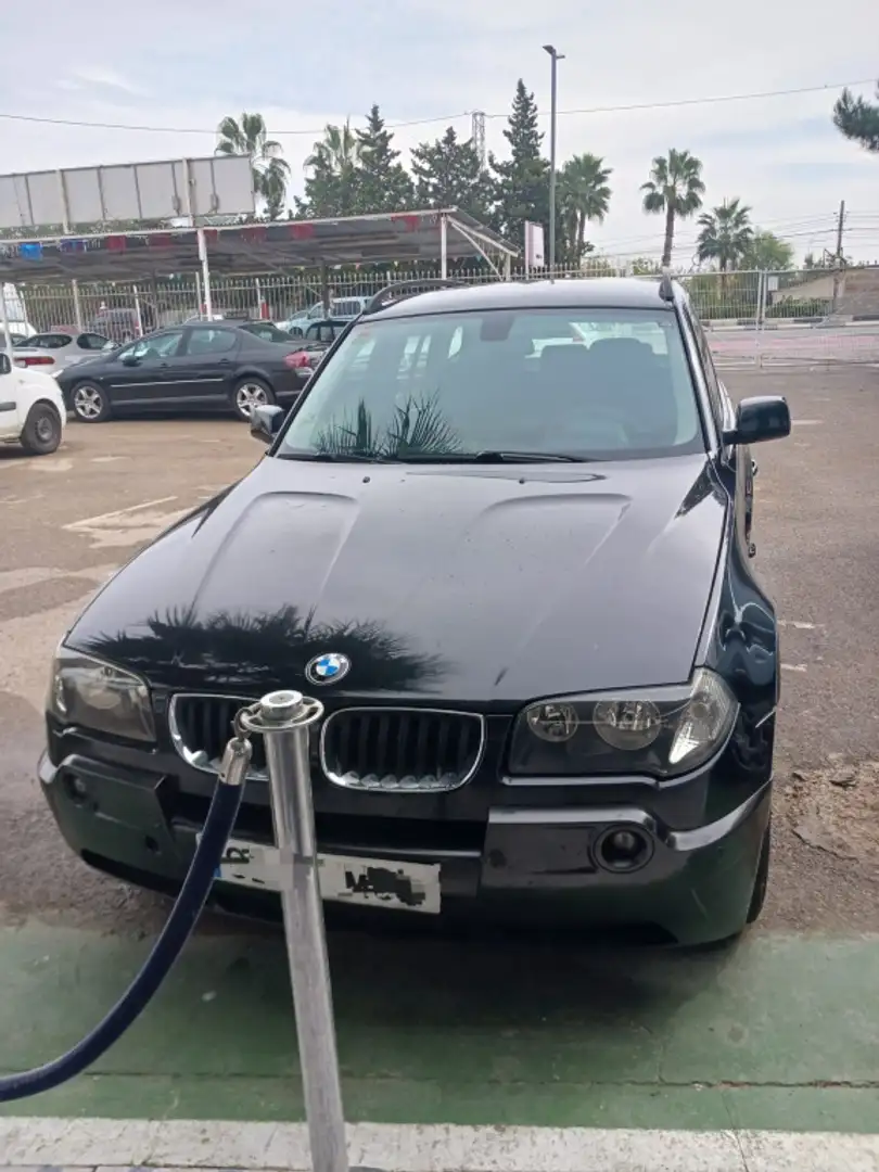 BMW X3 2.0d Negro - 1