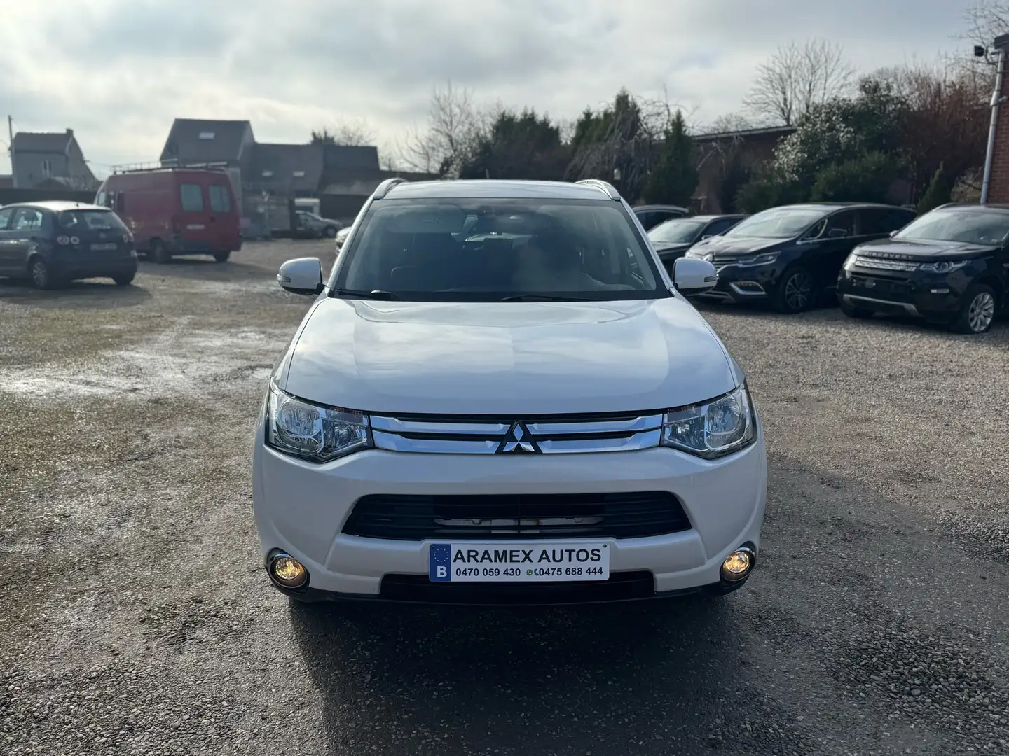 Mitsubishi Outlander 2.2 DI-D 4WD Intense Premium Blanc - 1