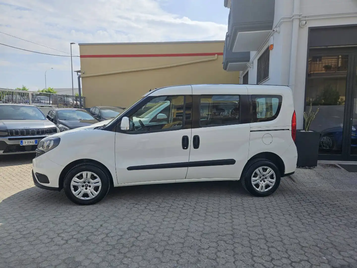 Fiat Doblò AUTOCARRO 5 POSTI  IVA ESPOSTA Weiß - 1
