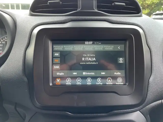 Jeep Renegade view 10