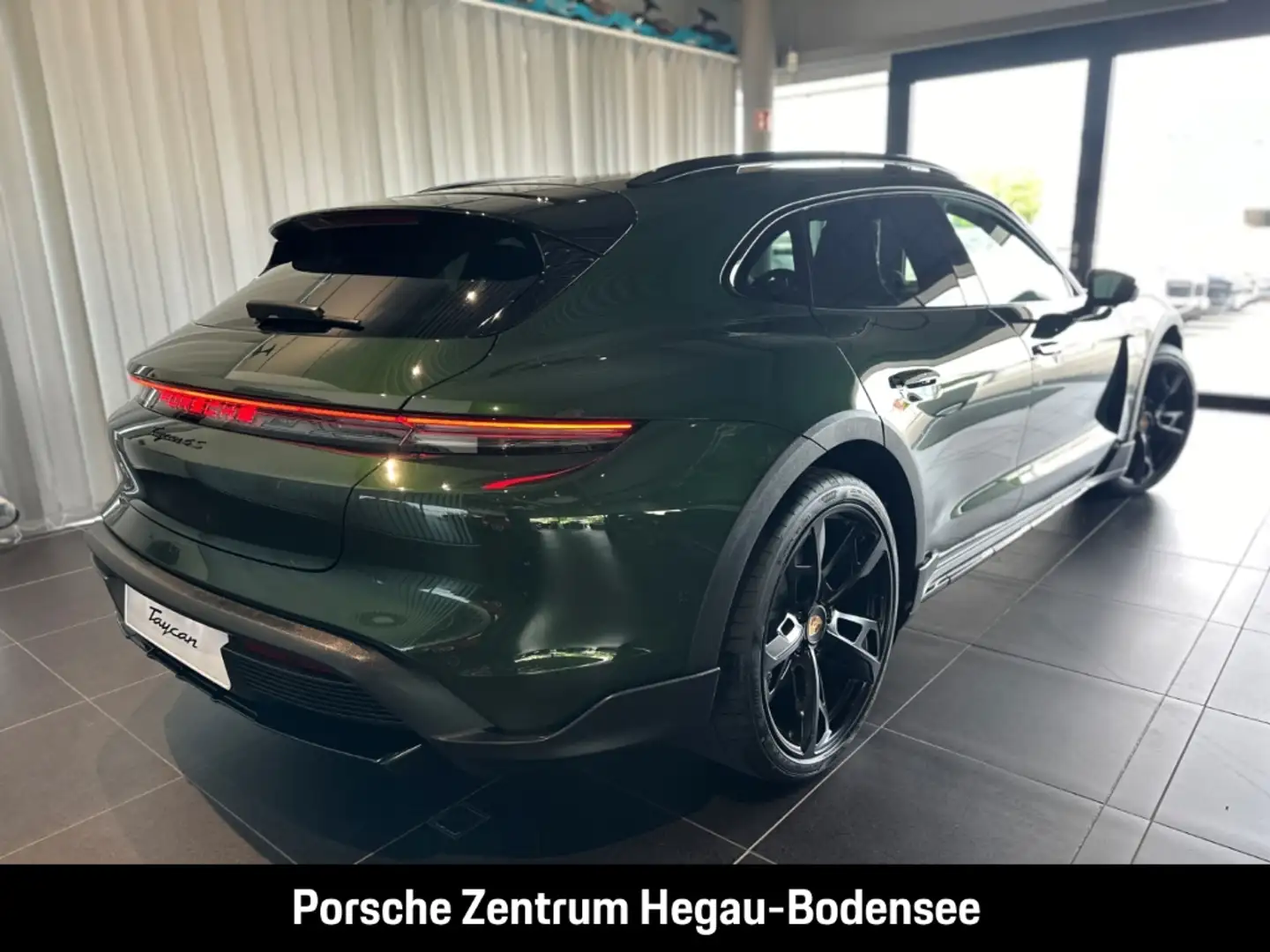 Porsche Taycan 4S Cross Turismo/Offroad Design/Sunshine Control Grün - 2