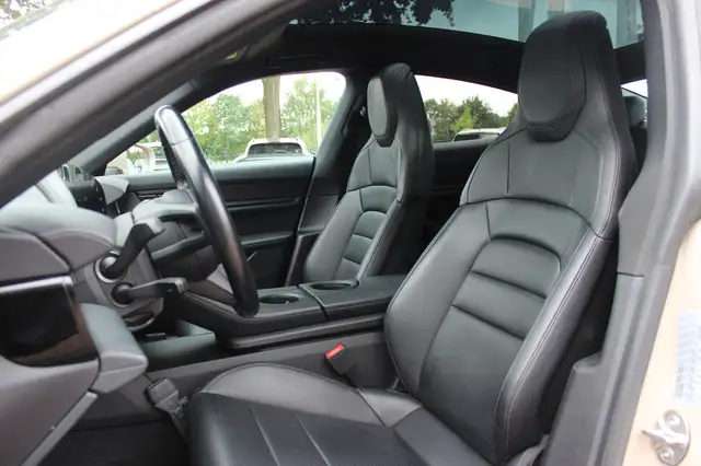 Porsche Taycan view 5