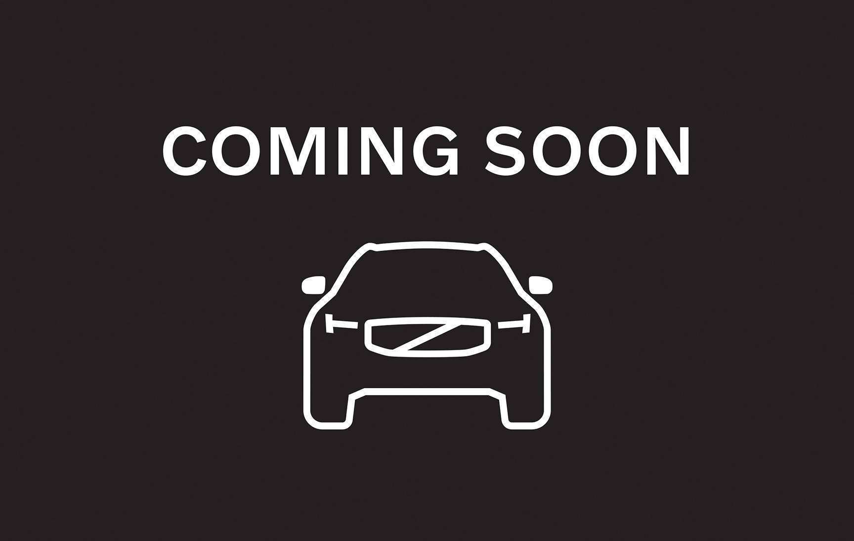 2025 Volvo XC90 Ultra Bright Theme