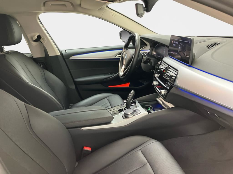 BMW 530 — photo 13