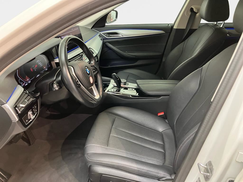 BMW 530 — photo 9