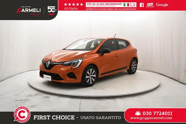 2023 Renault Clio in Orange for sale
