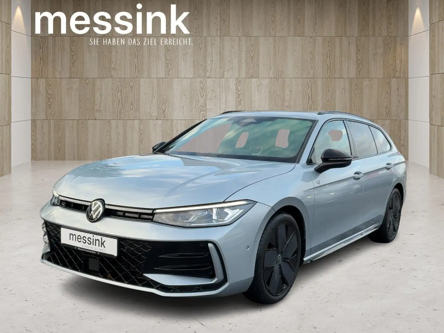 Volkswagen Passat Variant R-Line 2.0 TDI DCC Pano R-Line SD Silber - 2