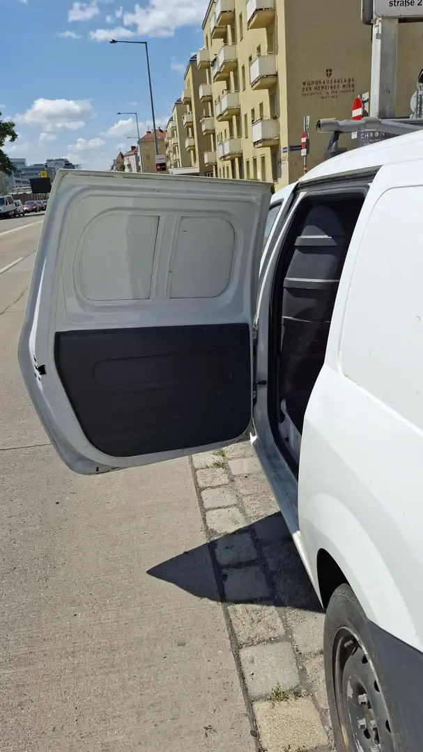 Dacia Logan MCV Laureate 1,6 MPI - 2