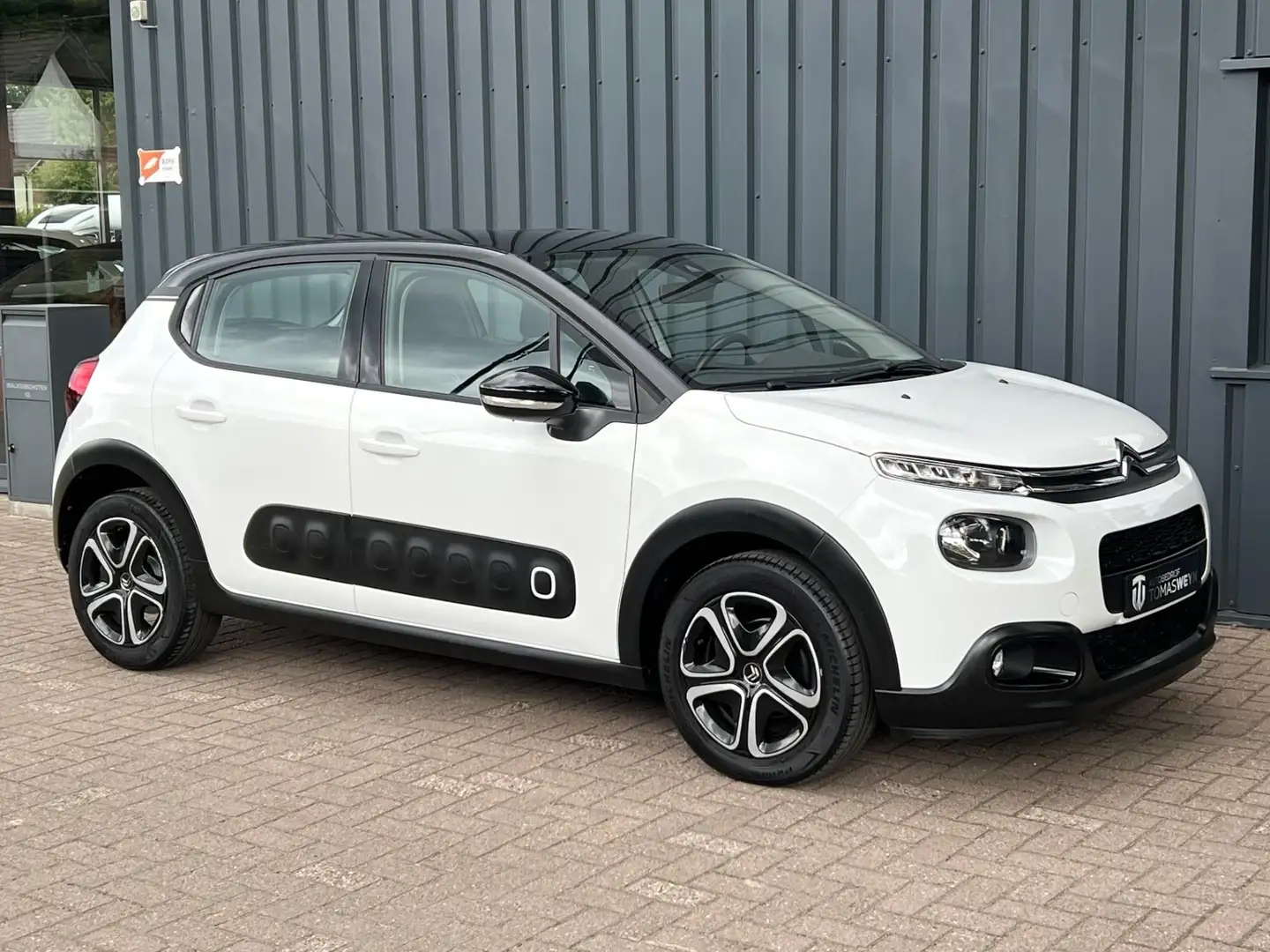 Citroen C3 1.2 PureTech Shine AUTOMAAT!/APPLE CARPLAY!/APK!/ Weiß - 2