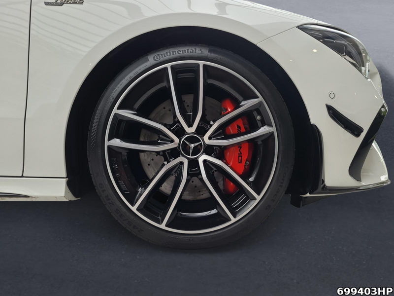 Mercedes-Benz CLA 35 AMG 4M Coupé Night Pano 19" Multibeam — photo 5