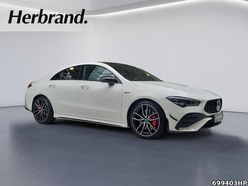 Mercedes-Benz CLA 35 AMG 4M Coupé Night Pano 19" Multibeam — photo 2