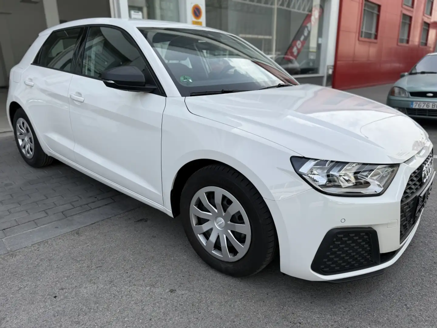 Audi A1 Sportback 25 TFSI Adrenalin Blanco - 2