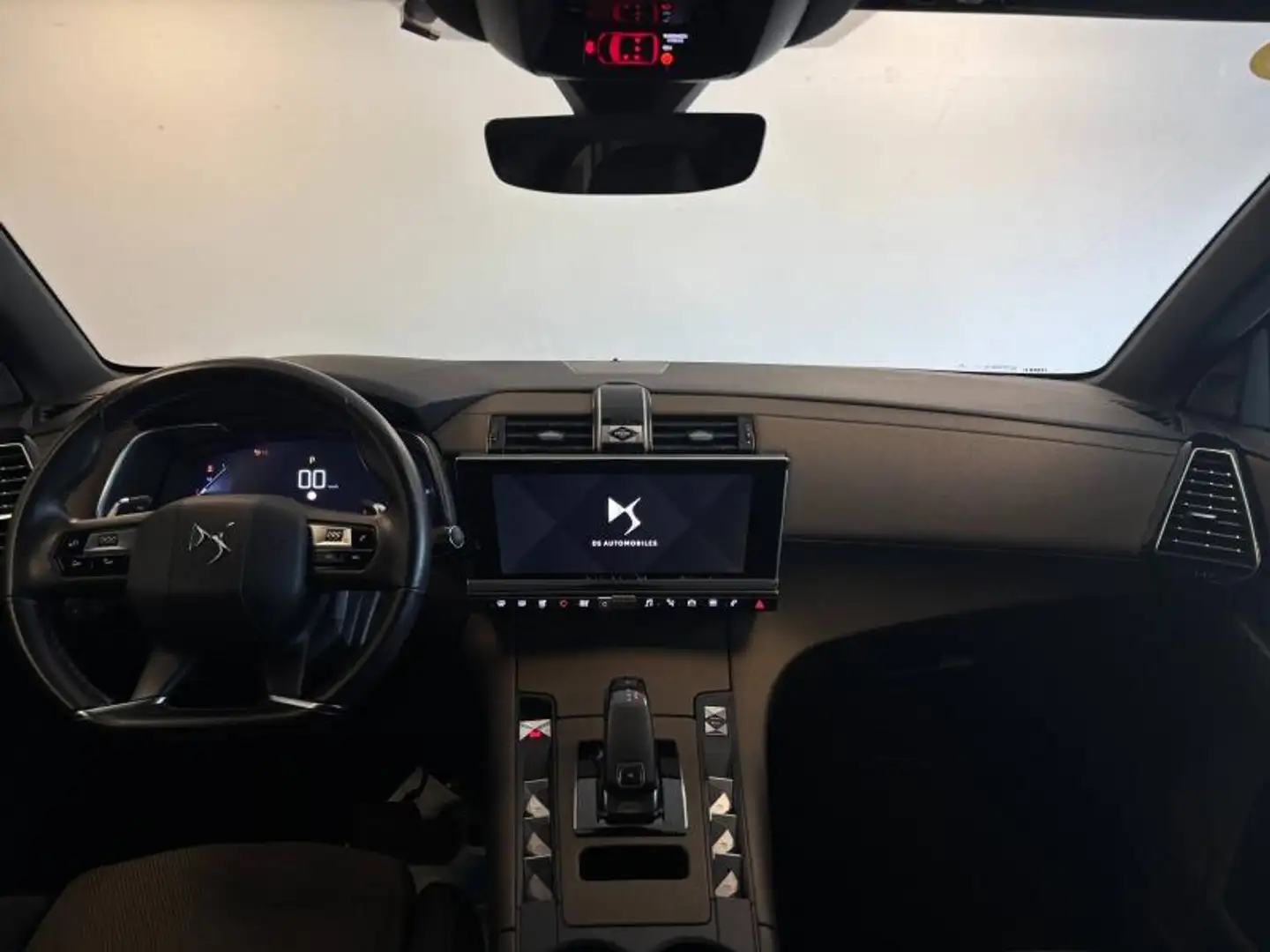 DS Automobiles DS 7 Crossback BlueHDi 130ch Business  Automatique Blanc - 2