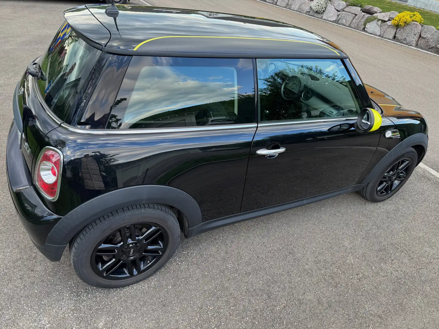 MINI One Mini One Brick Lane Schwarz - 2