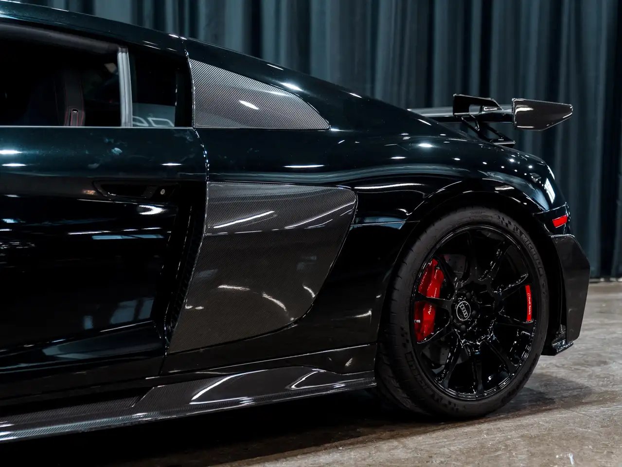 Audi R8 снимка Audi R8