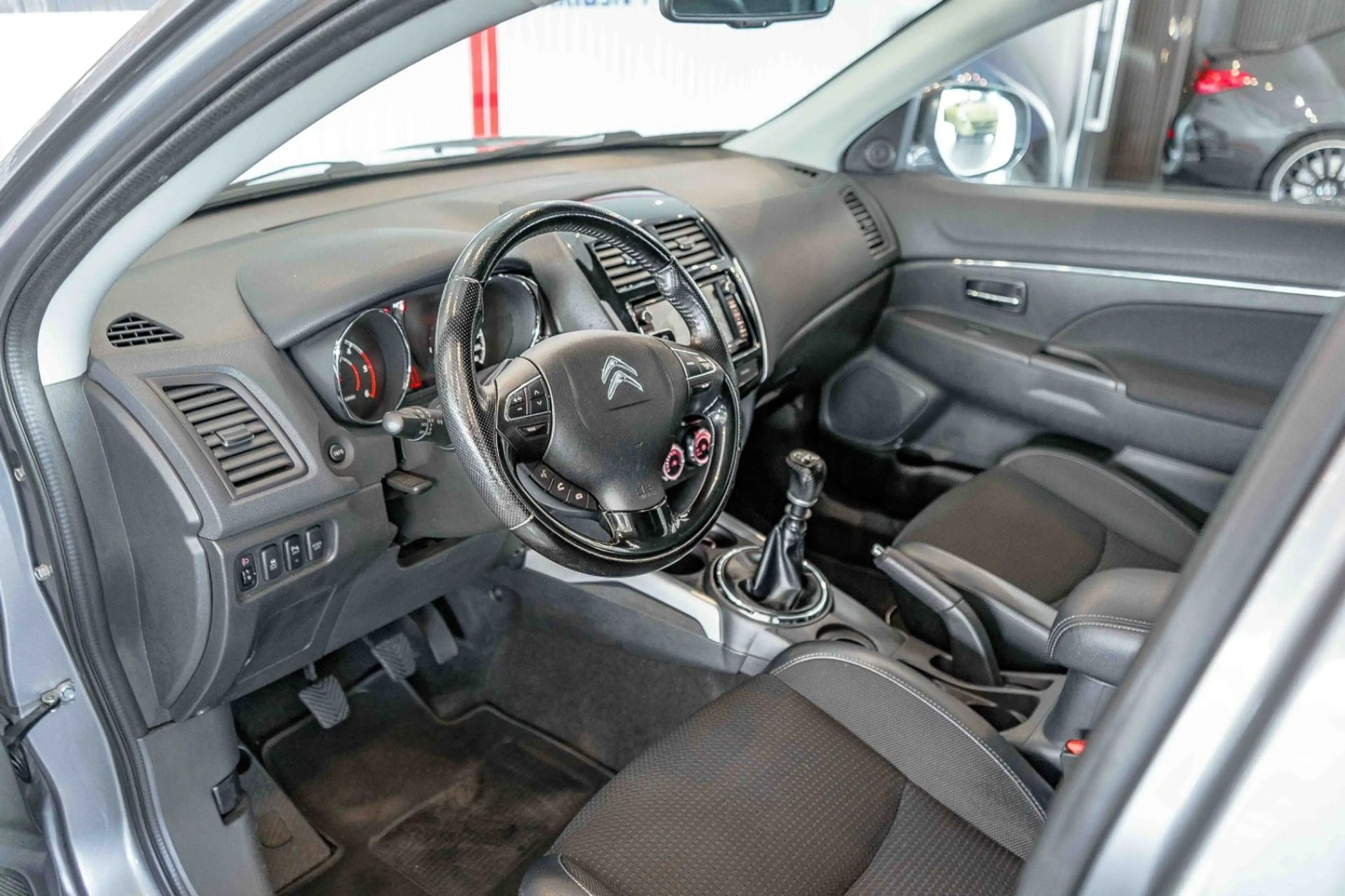 Citroen C4 Aircross e-HDi 115 Stop & Start 2WD Selection — photo 11
