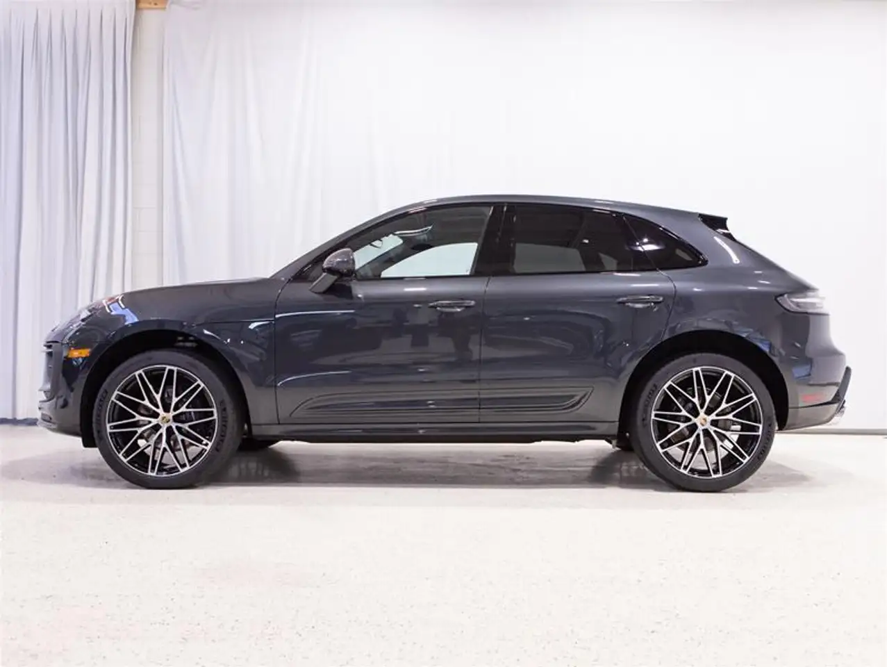 Porsche Macan снимка Porsche Macan