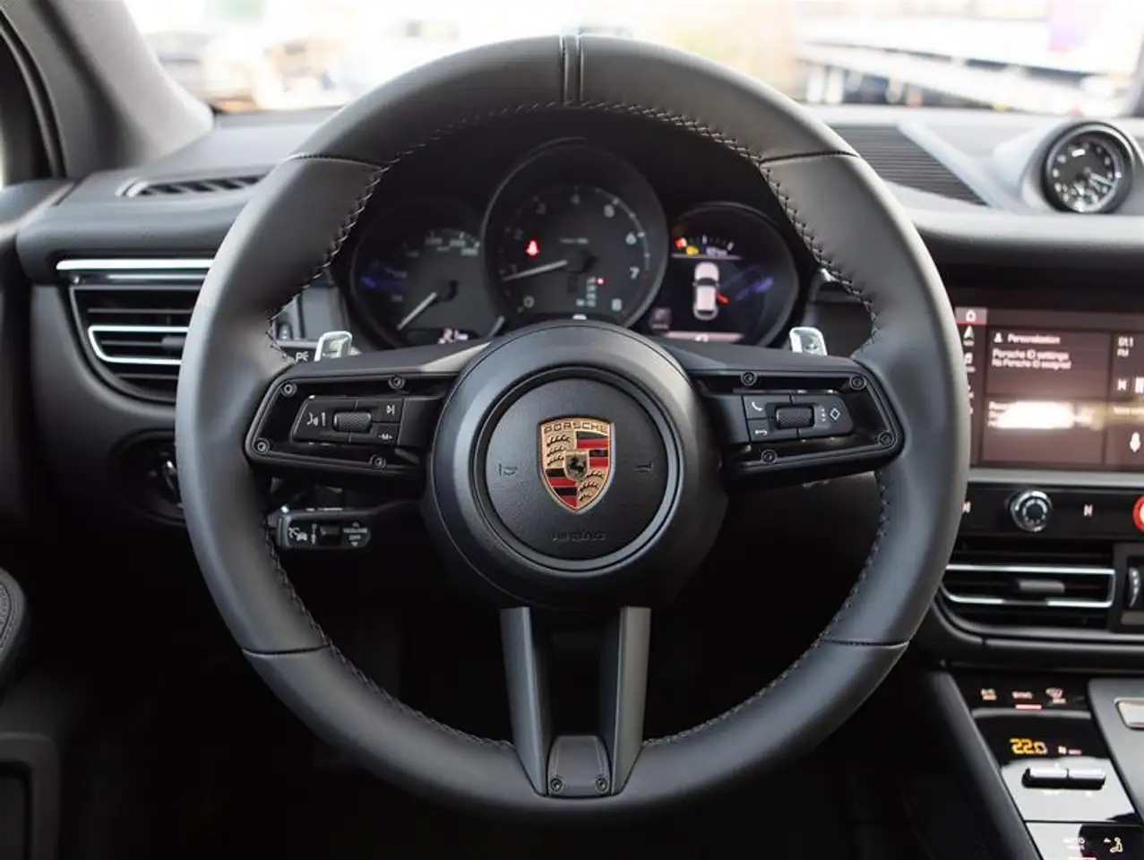 Porsche Macan снимка Porsche Macan