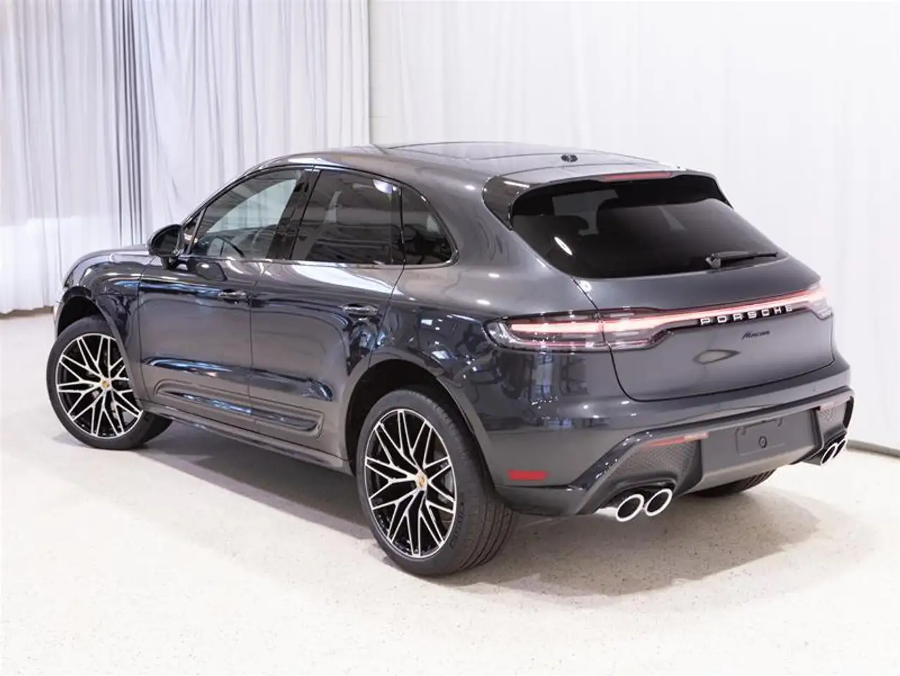 Porsche Macan снимка Porsche Macan