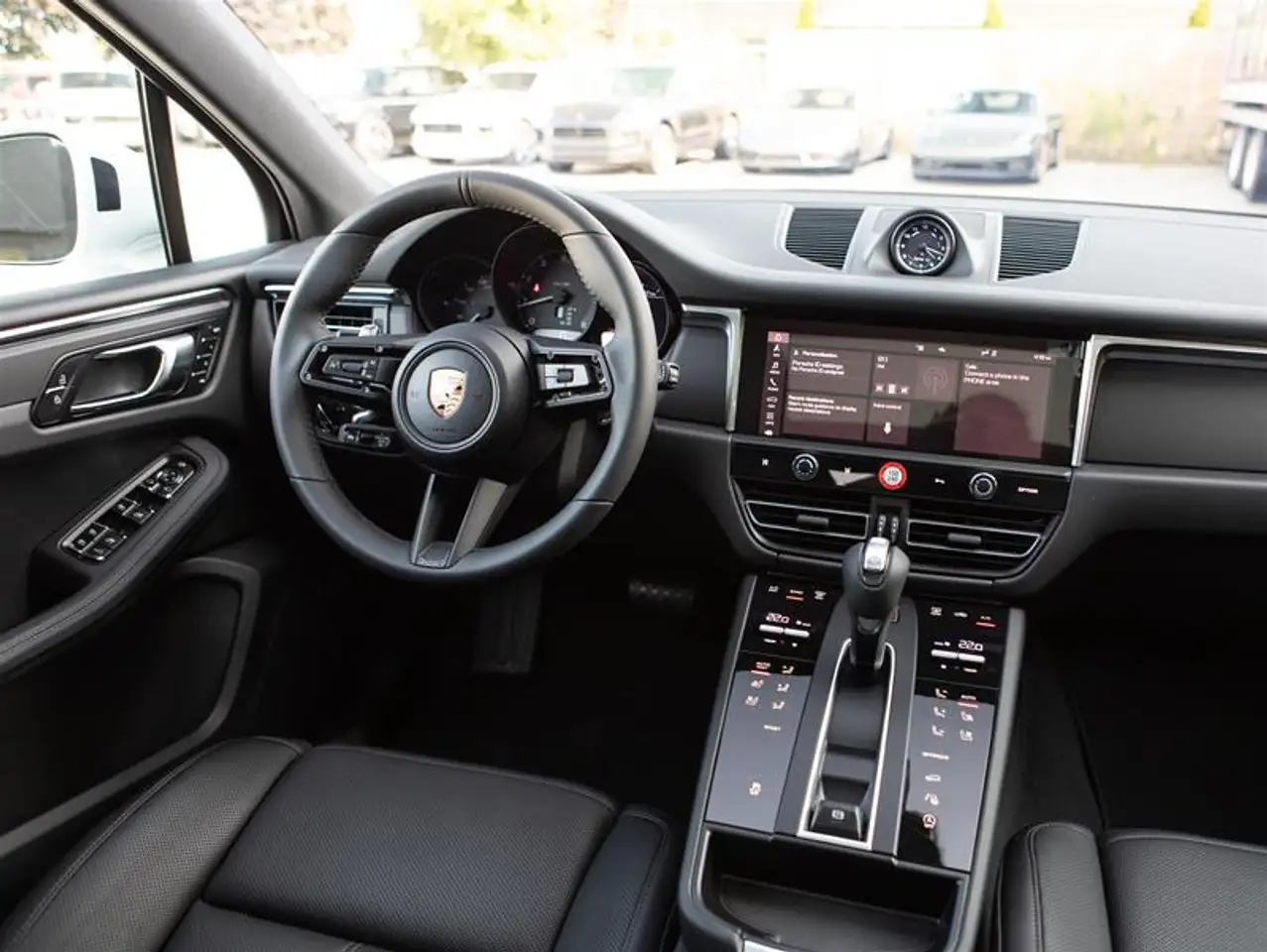 Porsche Macan снимка Porsche Macan