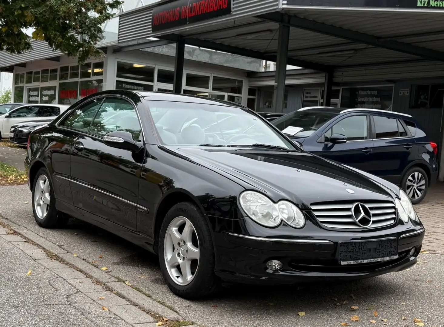 Mercedes-Benz CLK 200 Kompressor Automatik/TÜV AU NEU Schwarz - 1