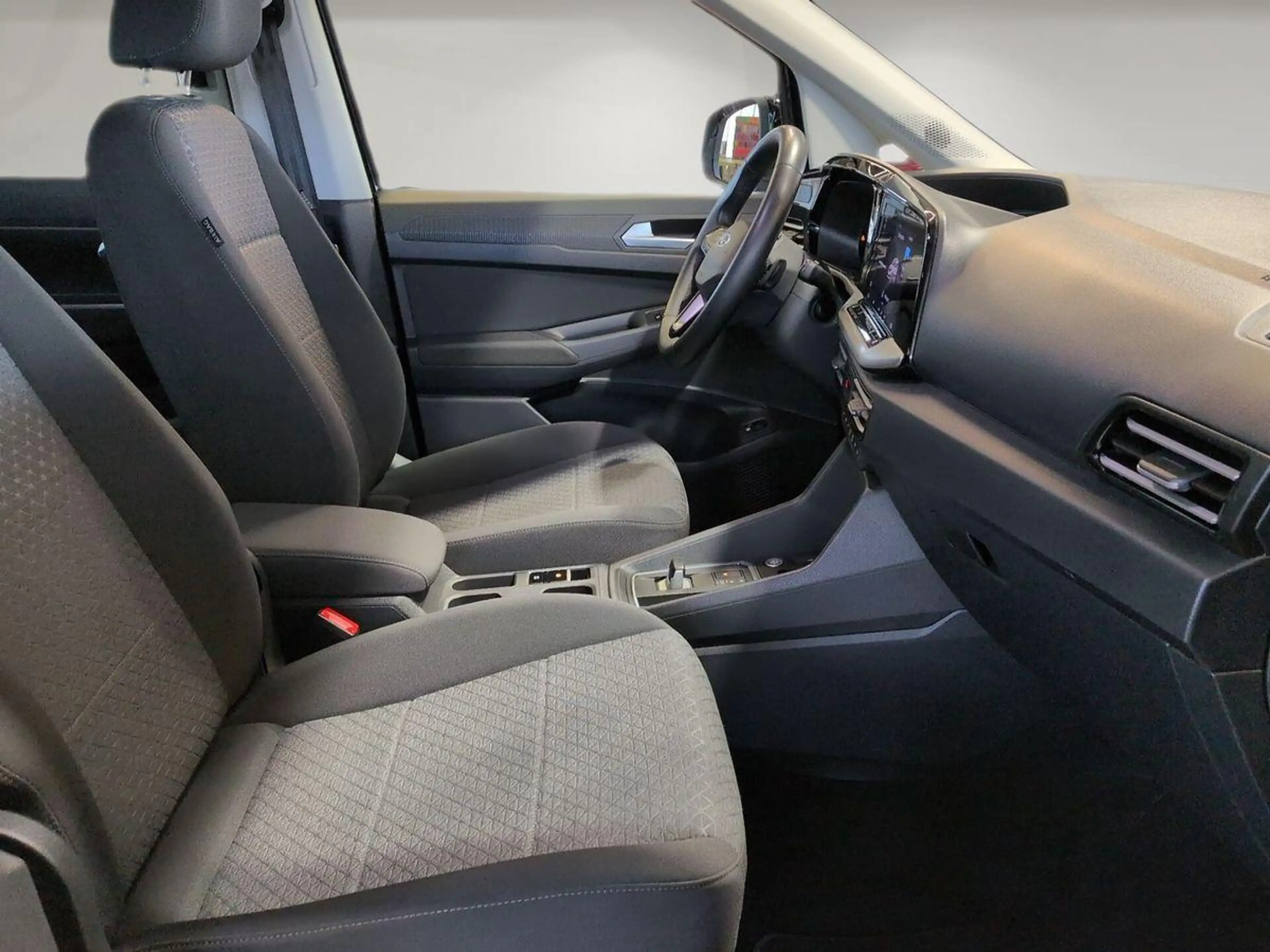 Ford Tourneo Connect Titanium 1.5L / Rückfahrkamera — photo 6