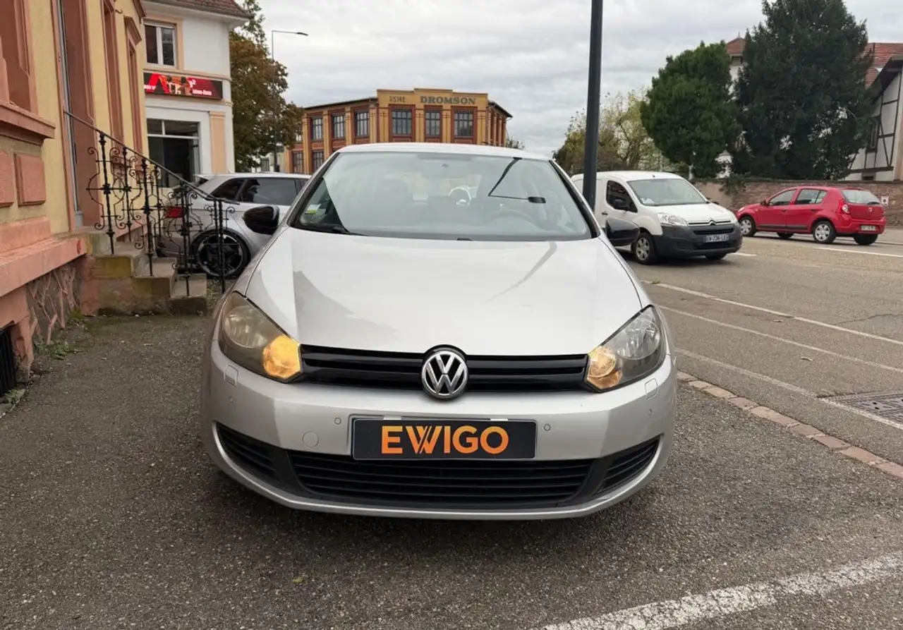 Volkswagen Golf Standard Model — photo 7
