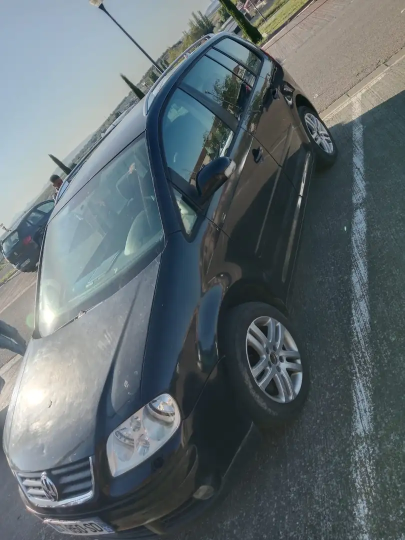 Volkswagen Touran 2.0TDI Advance - 2