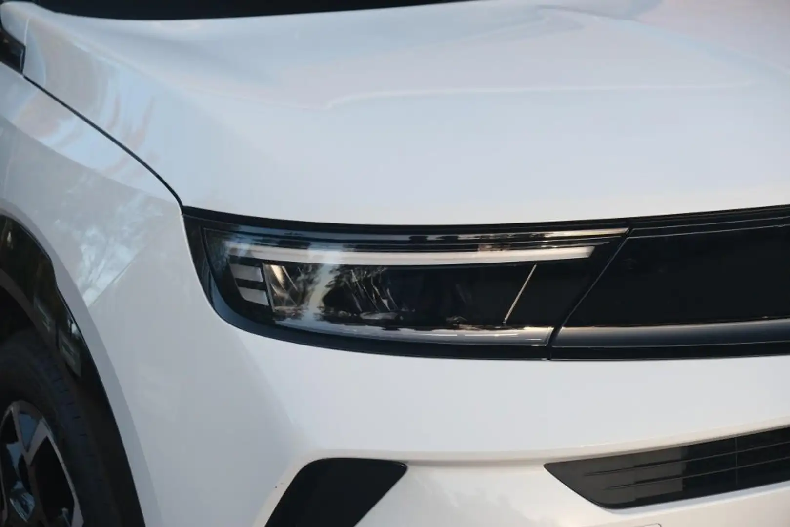 Opel Mokka 1.2 Turbo 130pk EAT8 GS | Nieuw Model ! | App Conn Wit - 2