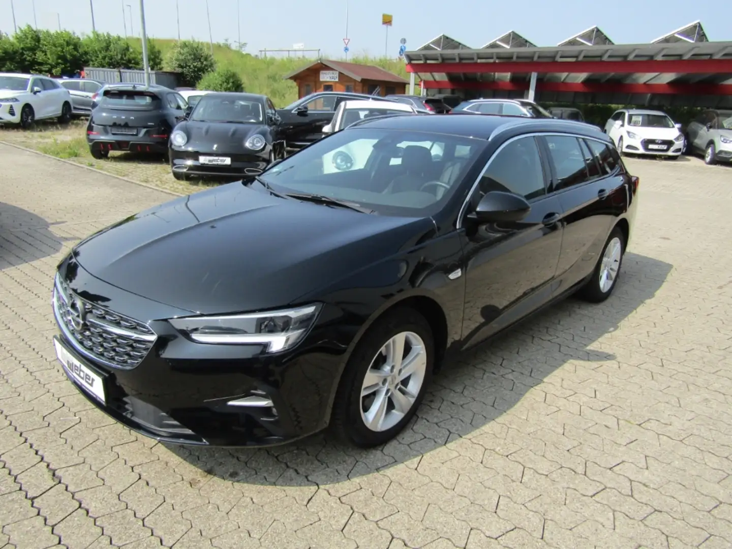 Opel Insignia B1.5 Diesel Sports Tourer Elegance NAVI LED AHK SH Noir - 2