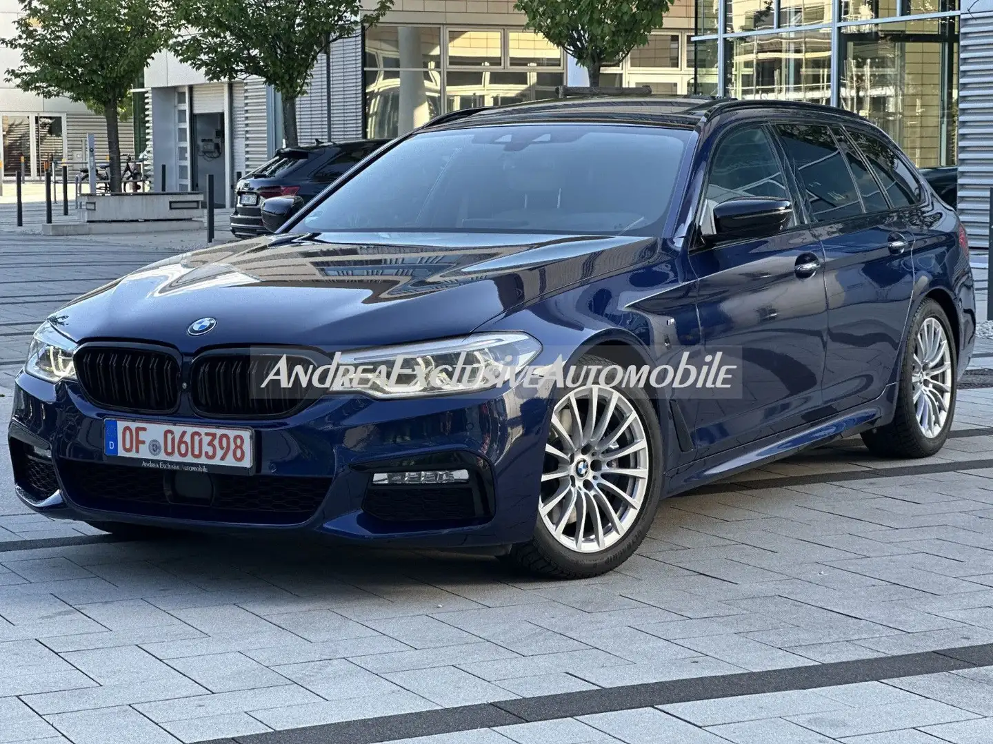 BMW 530 dA xDrive Touring  MSportP  VOLL LED/HUD/PANO Azul - 1