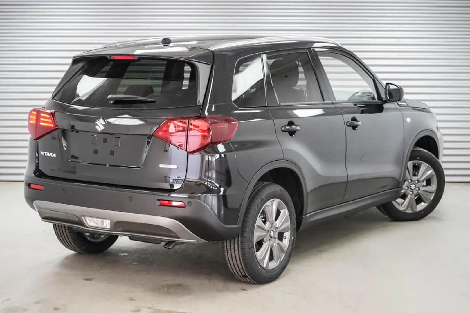 Suzuki Vitara 1,4 2WD MT Mild-Hybrid GL+ - LAGER  -LAG. Schwarz - 2