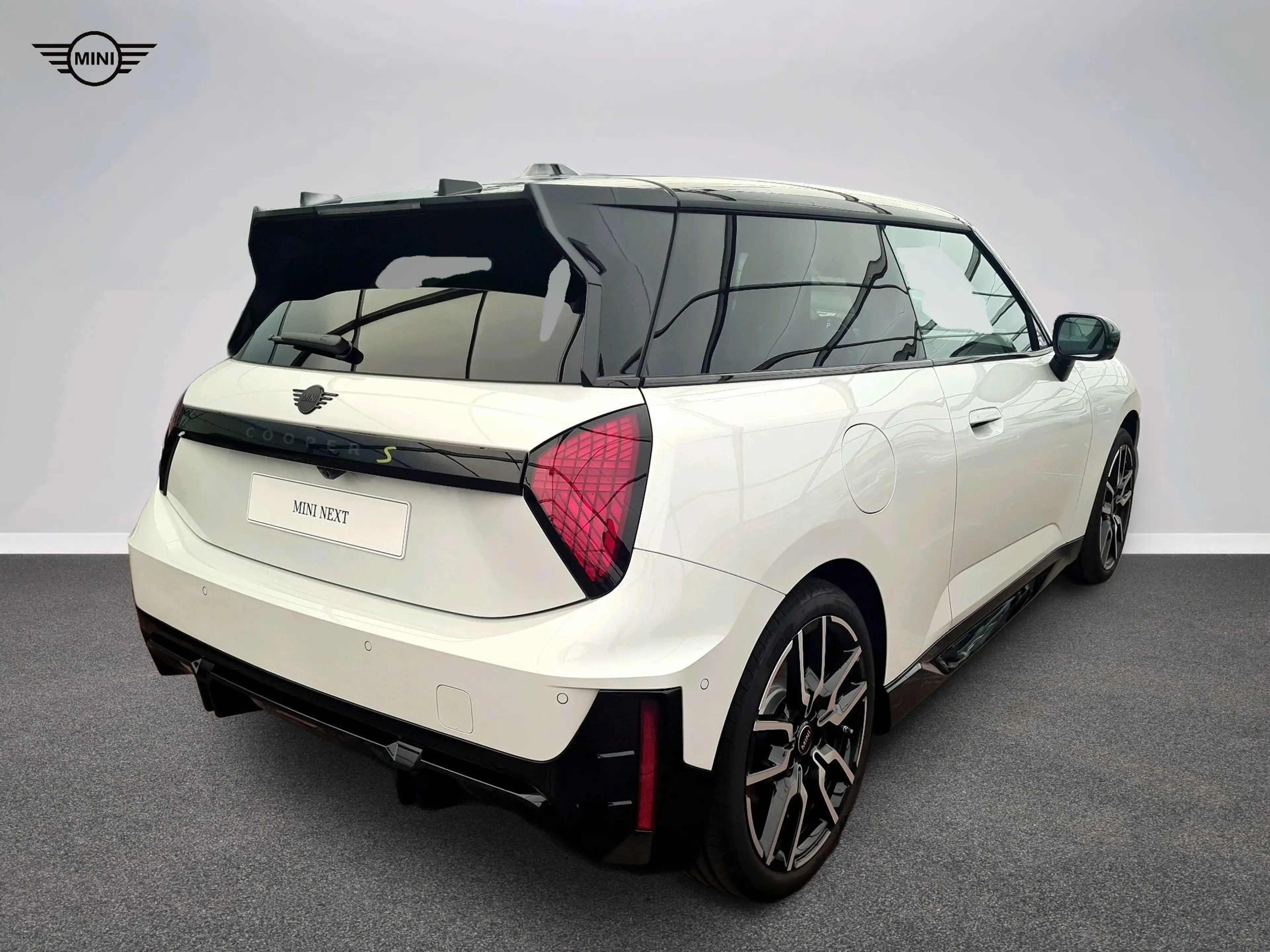 MINI Cooper SE John Cooper Works Trim — photo 5