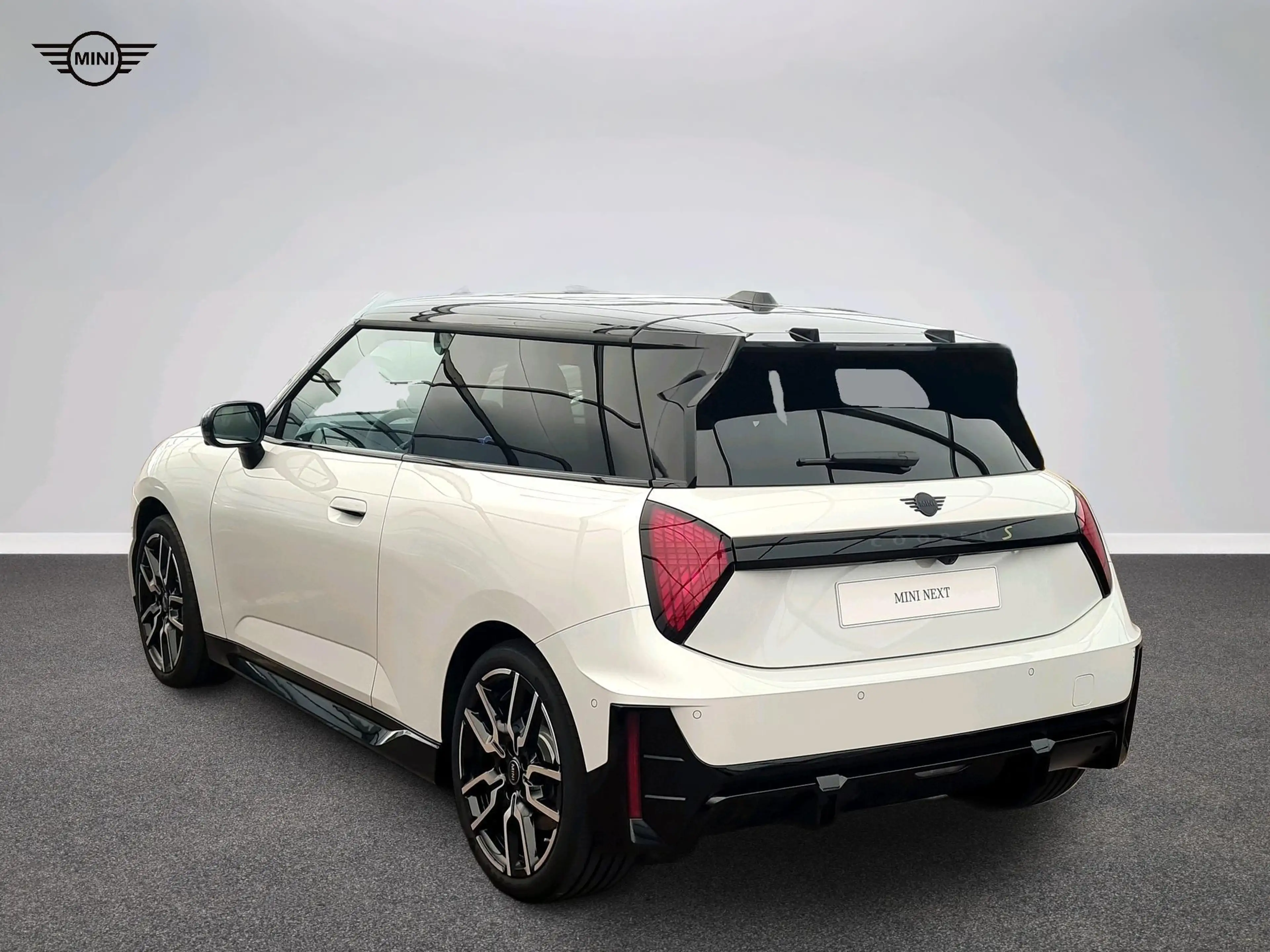 MINI Cooper SE John Cooper Works Trim — photo 4