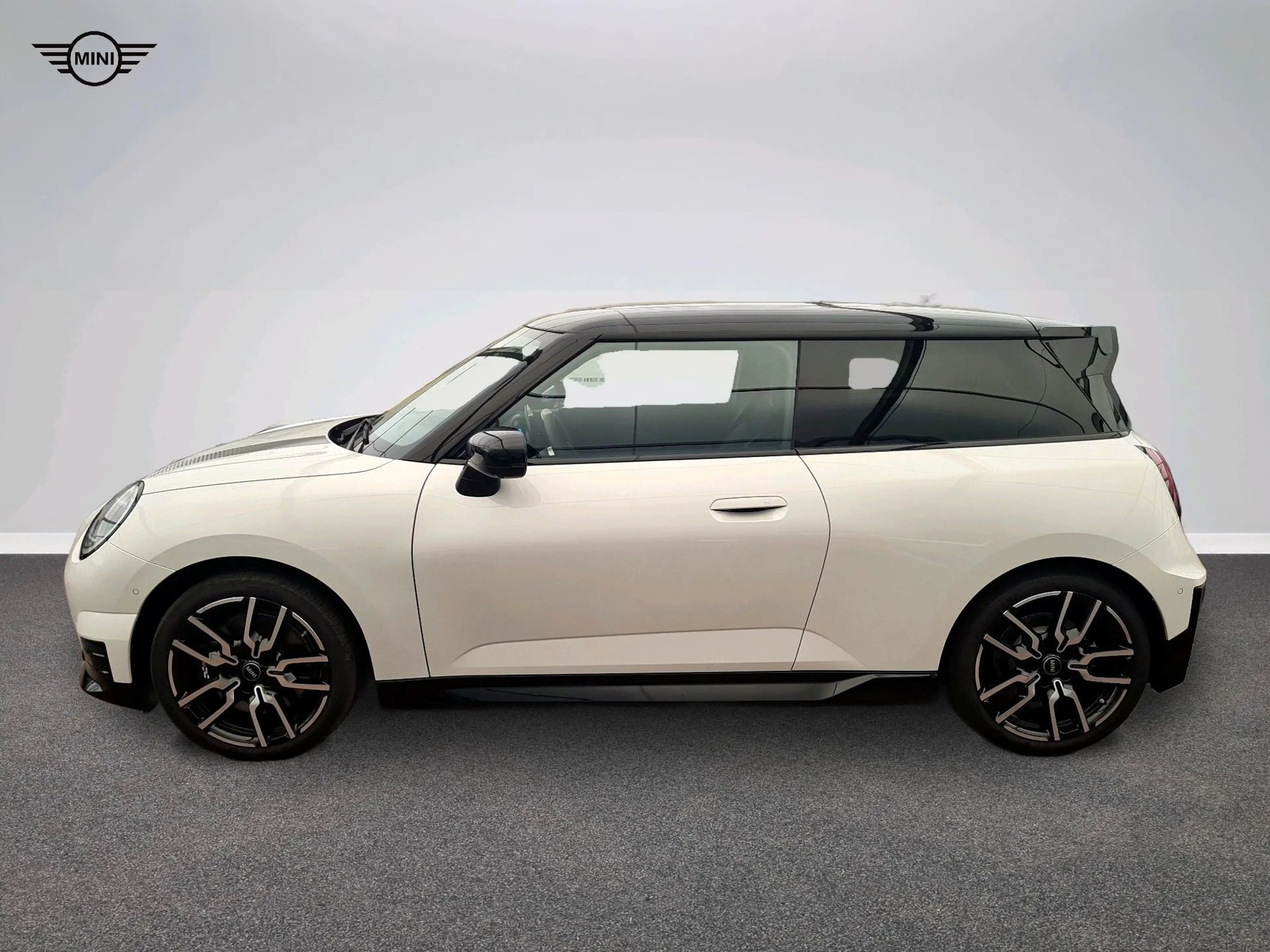 MINI Cooper SE John Cooper Works Trim — photo 3