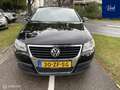 Volkswagen Passat 1.6 Businessline | Navigatie | Trekhaak | LMV Zwart - thumbnail 2
