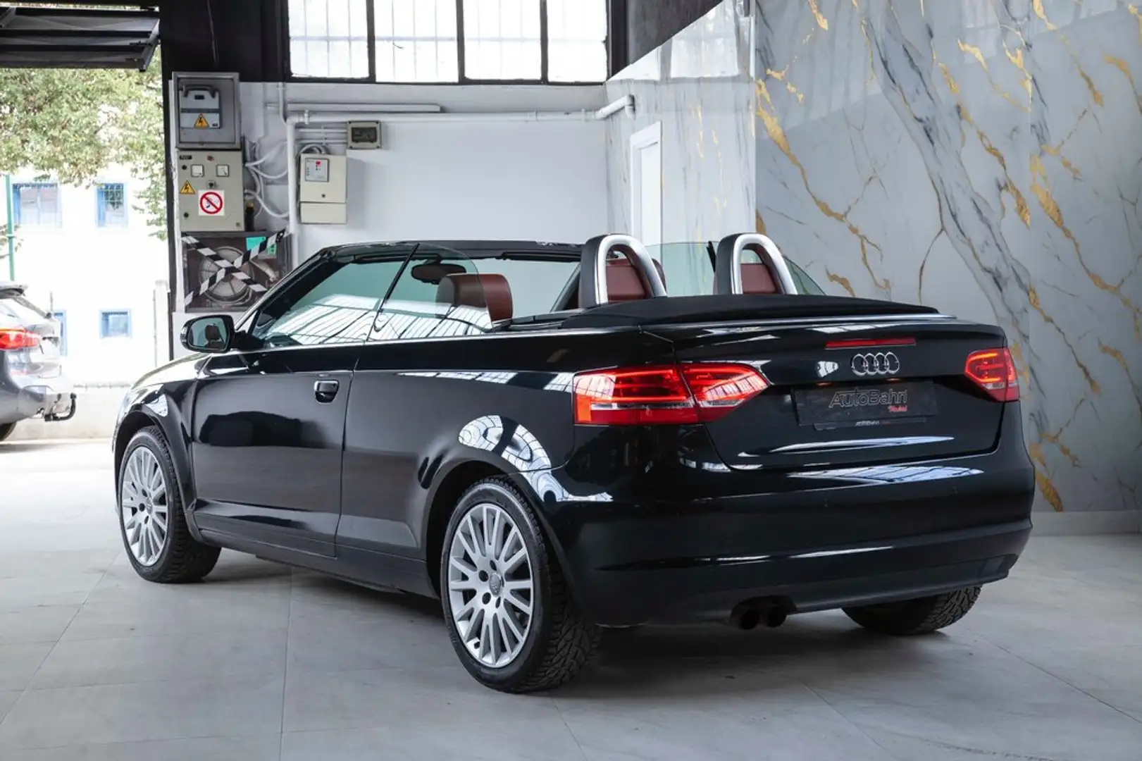 Audi A3 Cabrio 1.8 TFSI Attraction Negro - 1